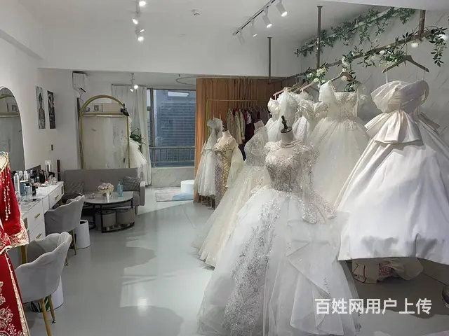 （老板本人）五一广场步行街精装婚纱美妆店优价转让  5811 - 图片 2