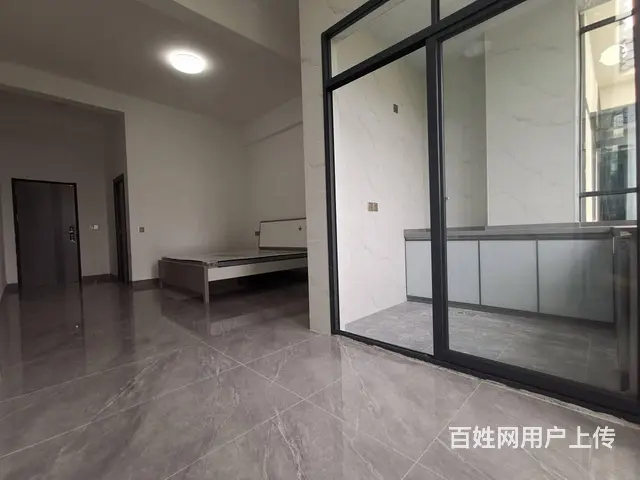 （51旺铺推荐）崖城动车站对面30平套间出租也可整层出租 - 图片 4