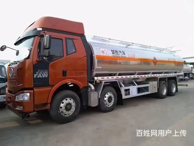 国五解放前四后八满载21吨油罐车也年审多少价格 - 图片 4