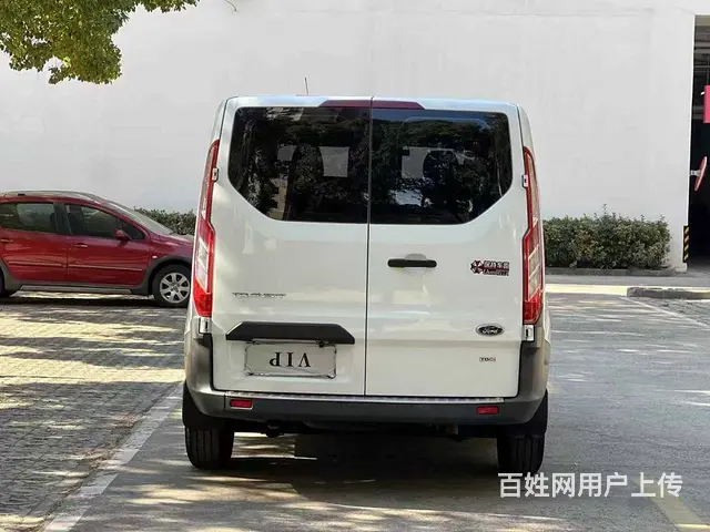新到2020年12月上牌福特新全顺，短轴低顶6座 - 图片 8