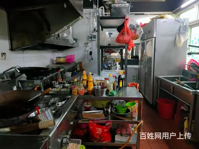 （51旺铺推荐）美兰区白坡里80平带外摆烧烤店转让 - 图片 4