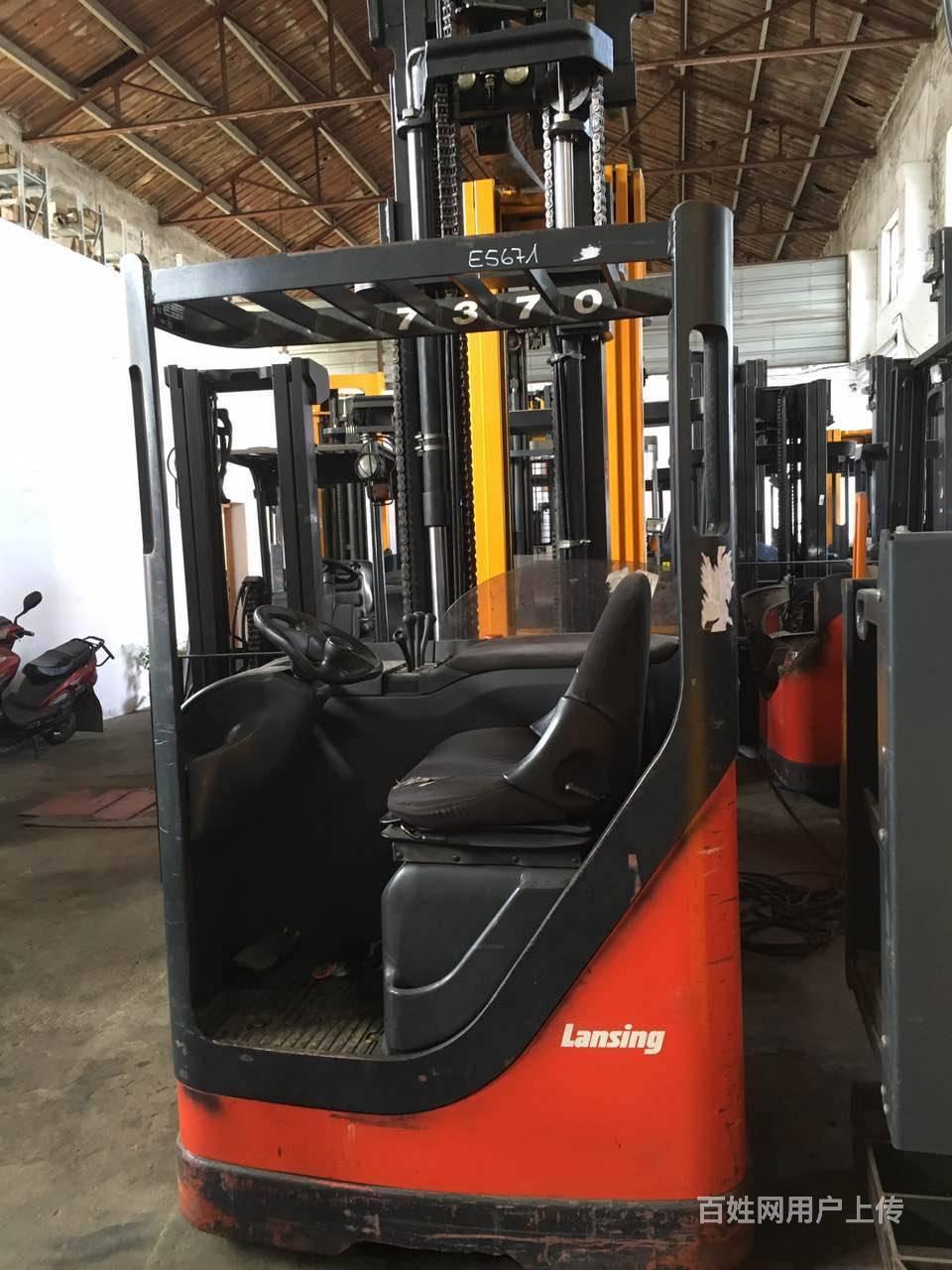 专业买卖二手电动叉车,合力1.5吨电瓶叉车免费送货