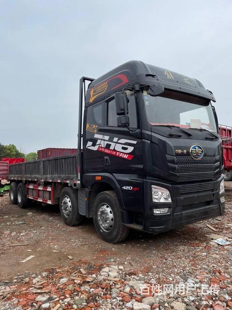 国五解放jh6九米六平板420马力车况极佳