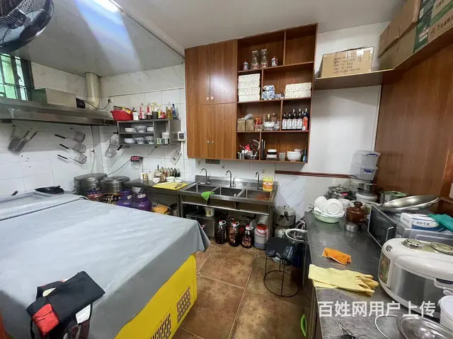 （51旺铺推荐）美兰区振兴农贸市场旁90平双门头餐饮店转让 - 图片 4
