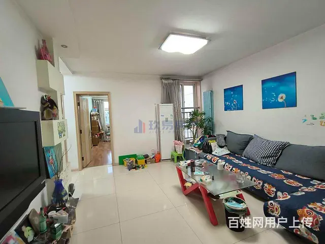 多个公交站点，交通便利，超市、医院、学校院内皆有。 - 图片 3