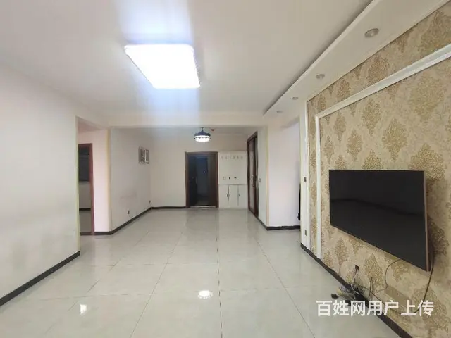 东湖豪庭 电梯房三居室124平 可做超低首付 - 图片 1