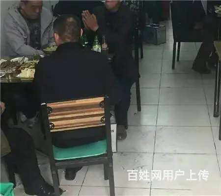 西安路临街90平饭店出兑 - 图片 1