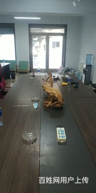 门市商服出租2.2万一年带取暖费 - 图片 1