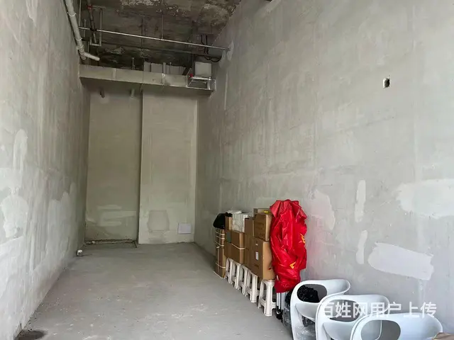 XN 温江区 临街全业态商铺房东直租 有烟道超大外摆区 - 图片 4
