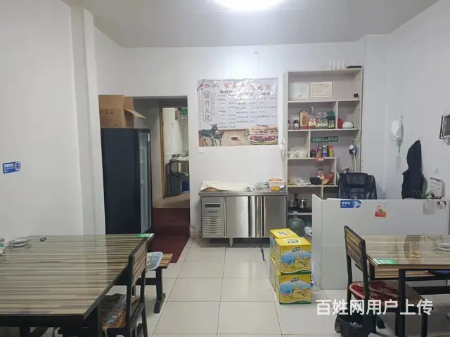 荣成市振华商厦附近临街门市出租 - 图片 4