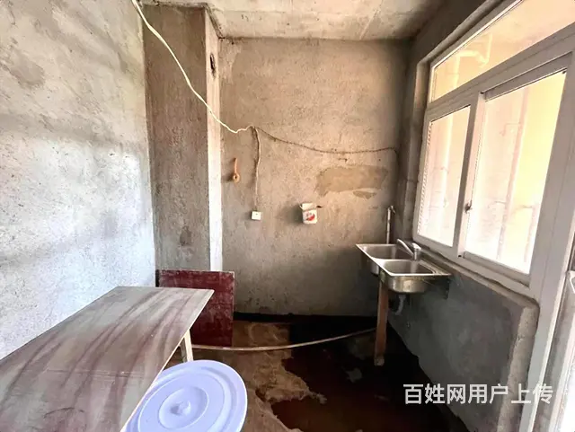 中鼎华城三室一厅一卫安全过户房东急出 - 图片 9