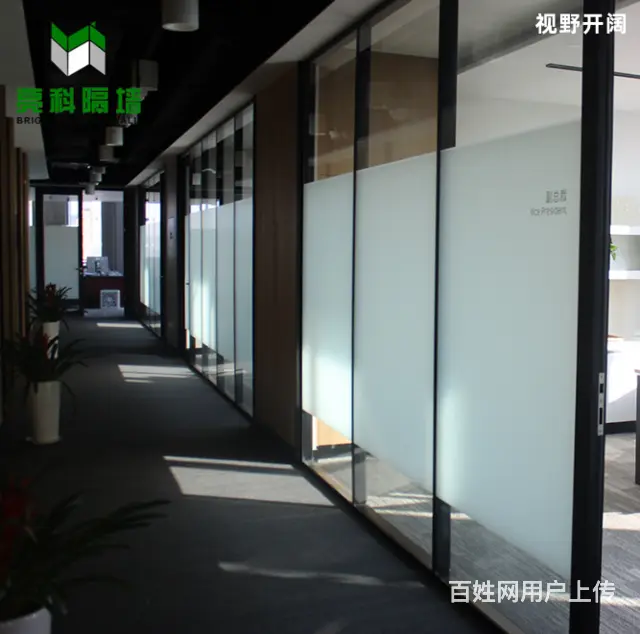 全景玻璃隔断光线不受阻挡 视野开阔 - 图片 1