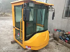【搞定了！】出售小铲车驾驶室