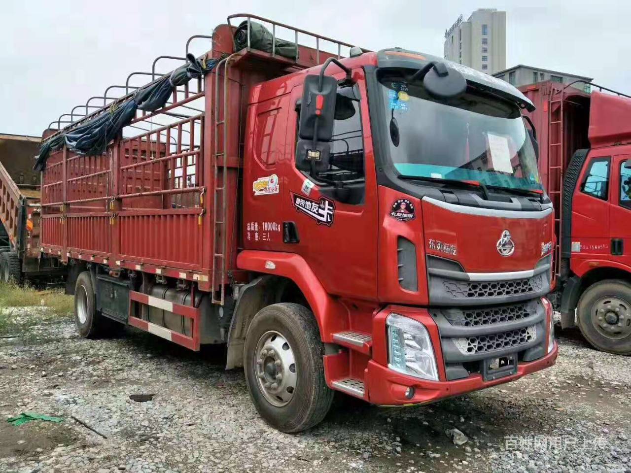 乘龙m3单桥高栏载货车 国五