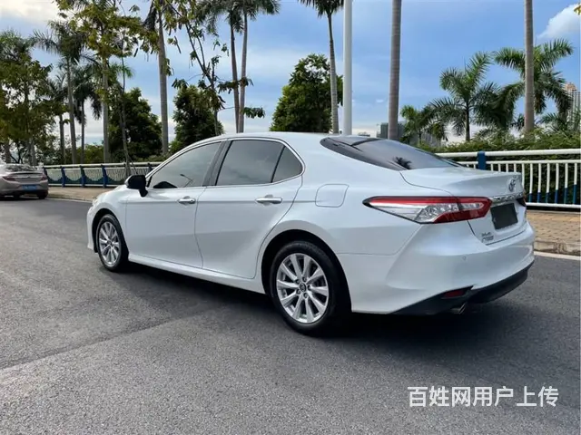 2018年丰田凯美瑞2.0排量一手车 - 图片 7