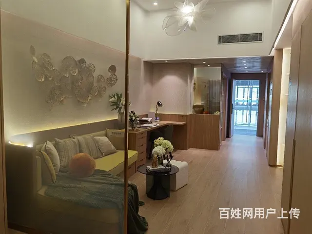 中葡商贸广场 4.9米层高 可以隔2层 可以当工作室 看房方 - 图片 4