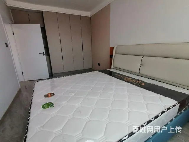 龙江新居六楼67平两室一厅三阳格局精装未住 - 图片 2