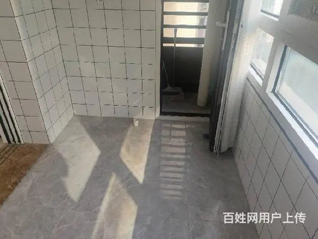 滨海大道商圈   绿地海德公馆3房 - 图片 2