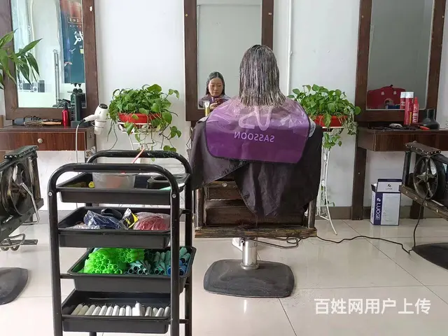 可空转！蓬安县东风路50平美发店转让 - 图片 8
