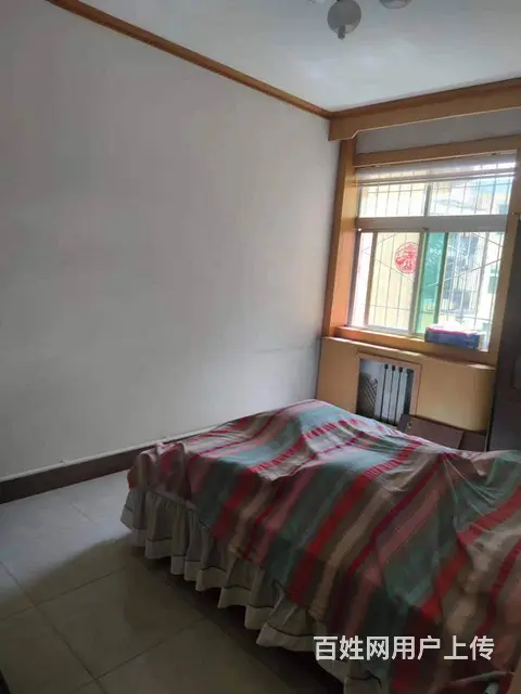 玉泉路交警队家属院 普通住宅 中等装修 - 图片 1