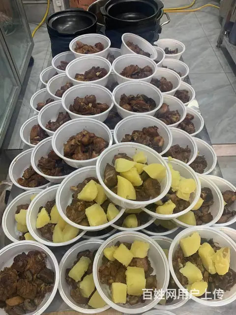 学院路黄焖鸡米饭快餐店出兑 - 图片 6