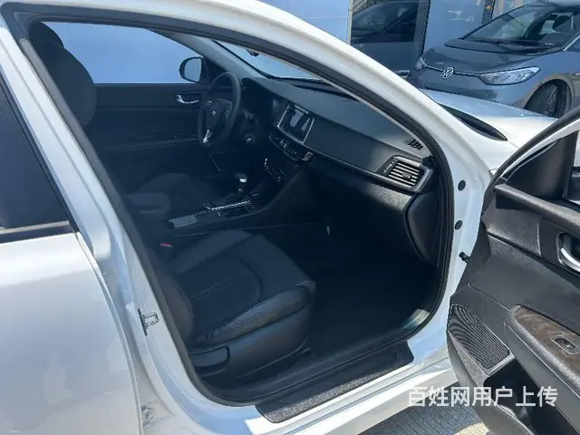 起亚K5 2017款 2.0 手自一体 LUX 15周年特别 - 图片 7
