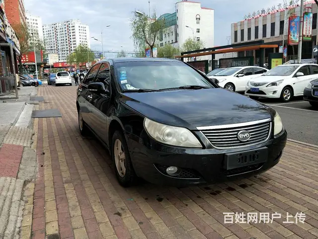 比亚迪F6 2010款 2.0 手动 黄金版 尊贵型 - 图片 1