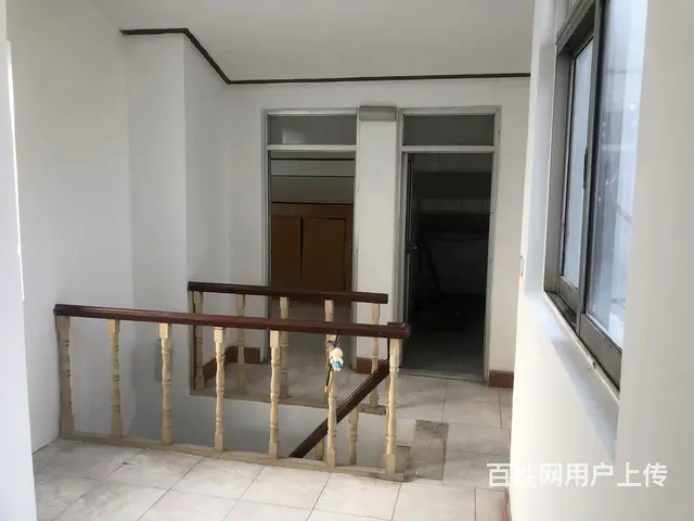 桃园新村 24中 复式带大露台 四房二厅二卫 低价出售 - 图片 1