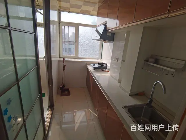 东中街地铁口五楼两室拎包住1600每月 - 图片 5