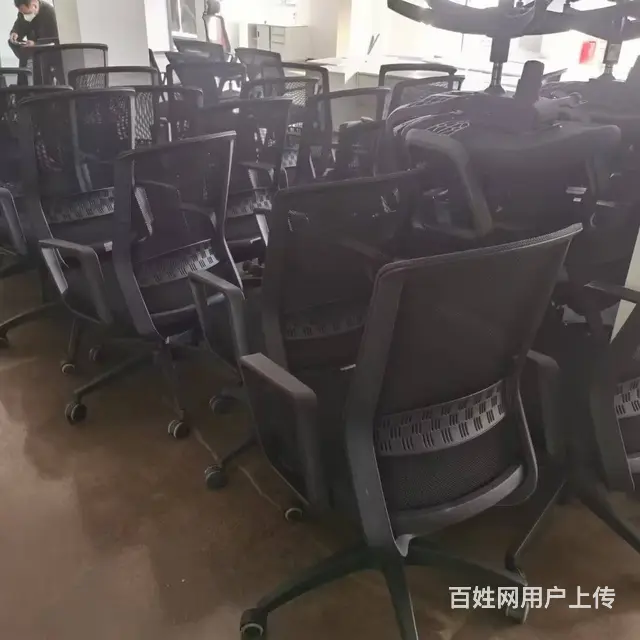 二手会议桌椅出售，员工卡位老板桌椅包送装 - 图片 11