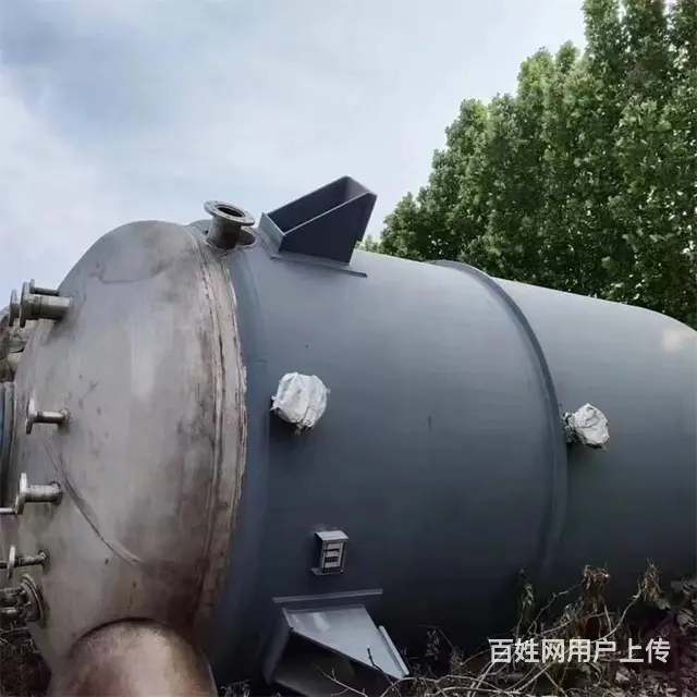 出售二手 5吨外盘管不锈钢反应釜 蒸汽加热化工制药 - 图片 4
