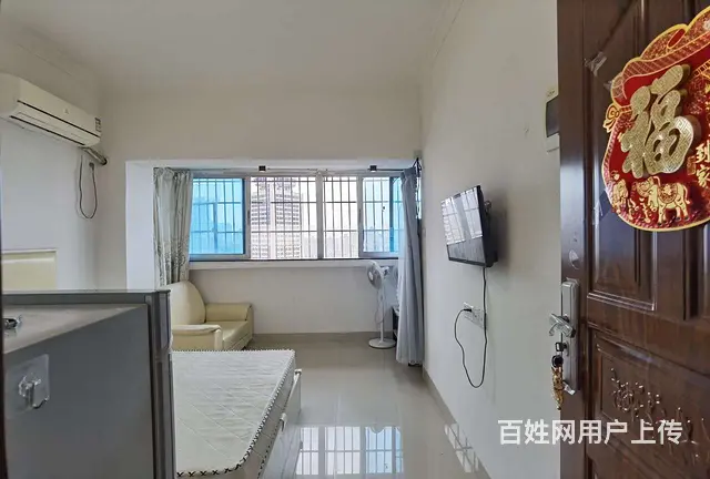 拱北关口迎宾广场电梯精装大公寓出租，租价1600。近关口 - 图片 2