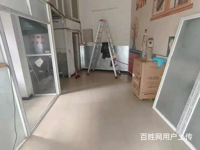 （51旺铺推荐）荔枝沟45平铺面出租 - 图片 2