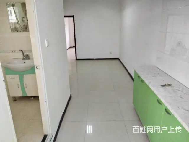 高湾转盘，低价出售房屋 - 图片 9