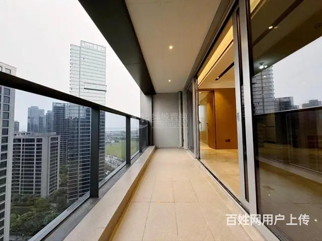 一线铁景房 家门口数车 噪音大 随时可看房 密码在手 高楼层 - 图片 4