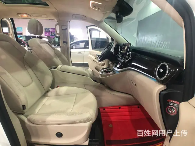 【搞定了！】奔驰V级 2017款 V 260 L 2.0T - 图片 6