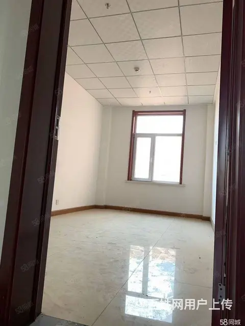 办公室出租 - 图片 1