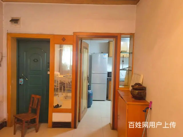 香港路，北京华联对面长征商贸城 普通住宅2厅 精装修 - 图片 4