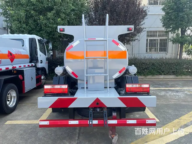 在泉州买一辆能装2吨的蓝牌油罐车价格实惠 - 图片 4