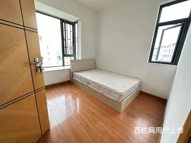 【搞定了！】昆医附二院旁三室两厅一卫精装电梯房 - 图片 1