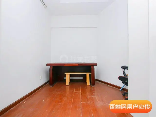 市排屋，沿河位置，闹中取静，五房四卫，有院子有露台 - 图片 5