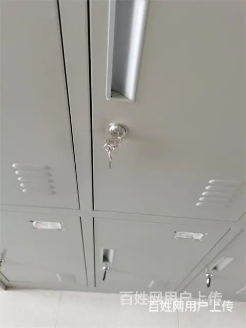 济南燕子山西路附近换锁芯，地弹簧安装维修 - 图片 1