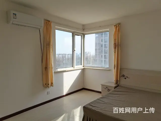 出租两室一厅 拎包即住包取暖物业费 - 图片 1