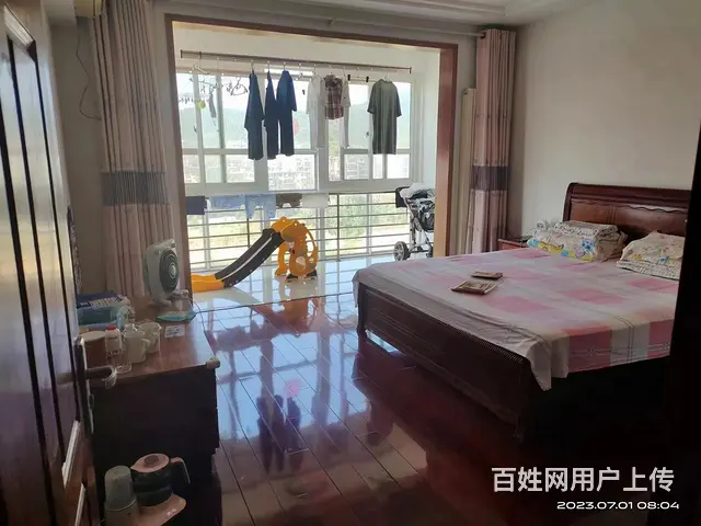 白石村振华量贩楼上白石新城精装三室二厅二卫南北通透出租 - 图片 1