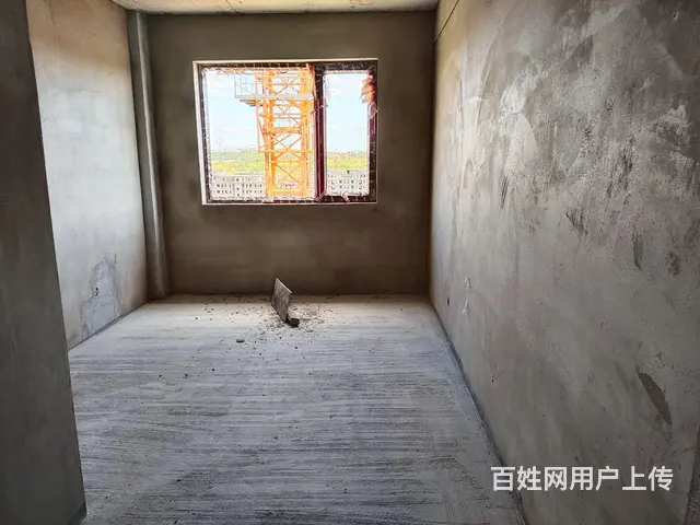 新柳城e区车库南向5.5万 - 图片