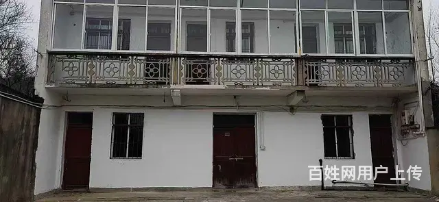 二层三开间楼房出租 - 图片 1