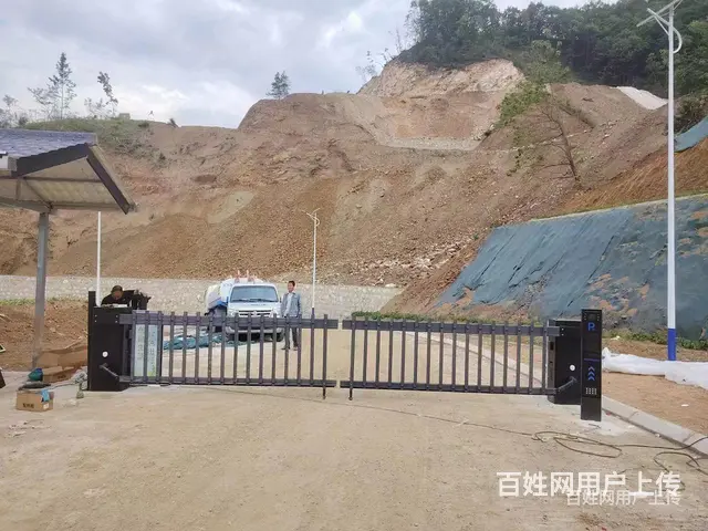 焦作沁阳道闸杆厂家直销牌动伸缩门安装维修电动门，伸缩门小区门 - 图片 5