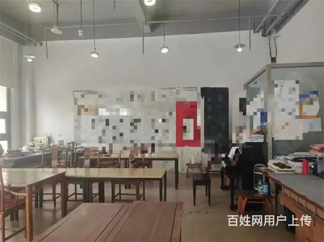 （同城搜铺网免费找店）中央公园二楼125平空铺转让 - 图片 2