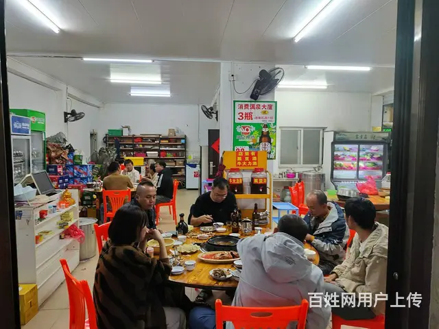 （51旺铺推荐）龙华区苍西村市场门口110平餐饮店转让 - 图片 2
