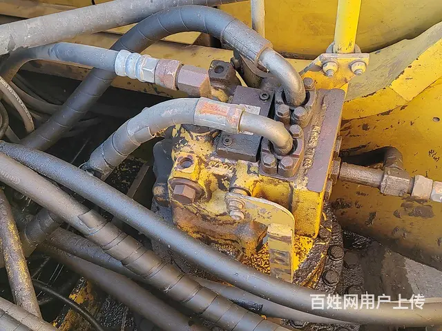 出售小松220一7挖握机 - 图片 4